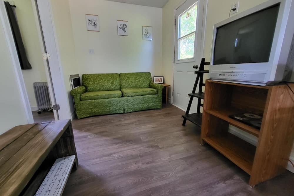 Photo of Livingroom in Pleasant Bay