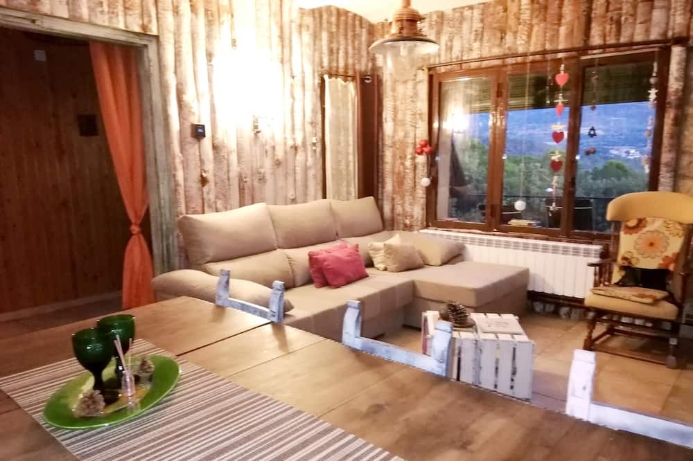 Photo of Livingroom in Llimiana