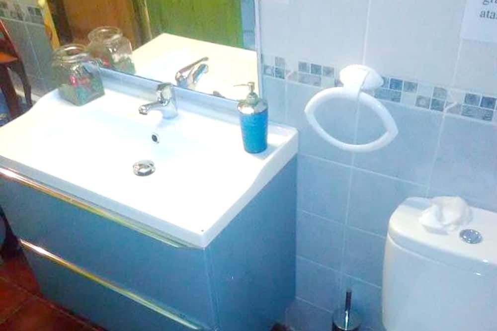 Photo of Bathroom in Llimiana