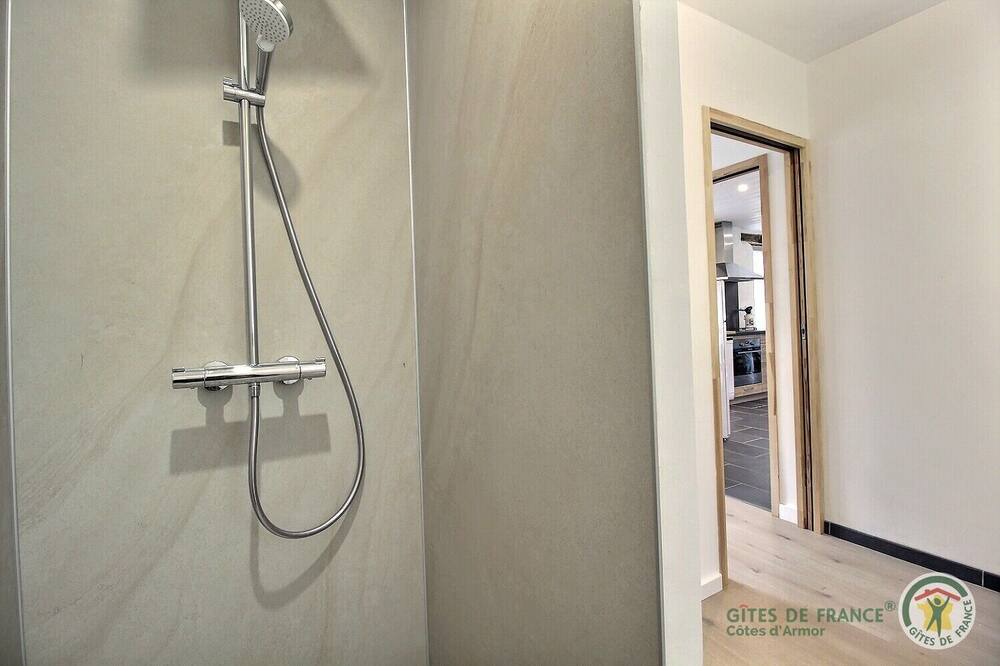 Photo of Bathroom in Plouaret