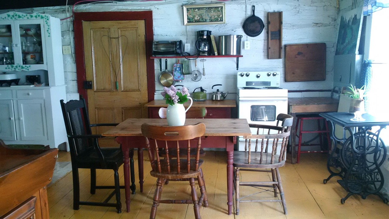 Photo of Kitchen in Edwardsburgh/Cardinal