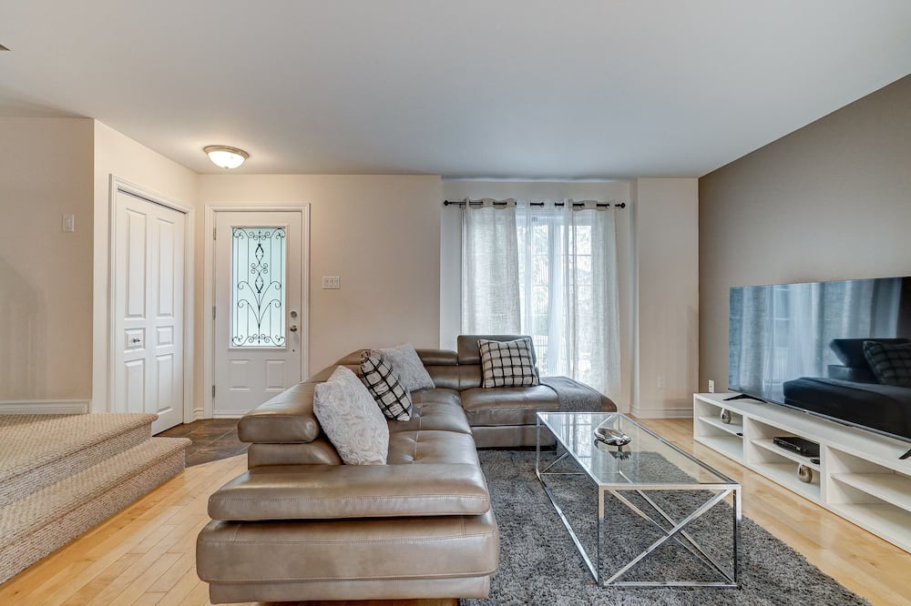 Photo of Livingroom in Plateau