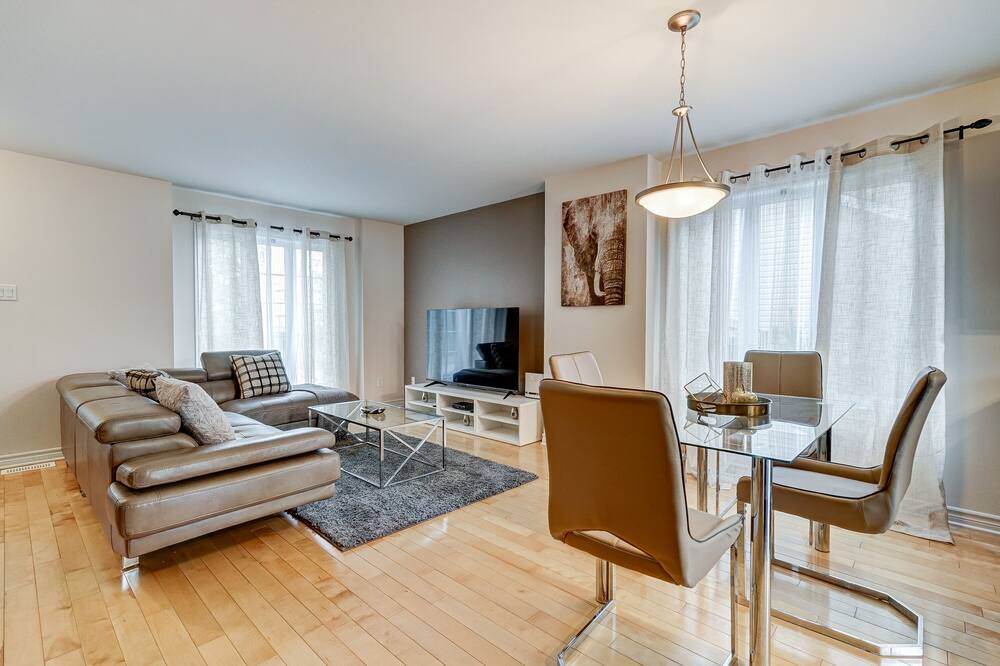 Photo of Livingroom in Plateau