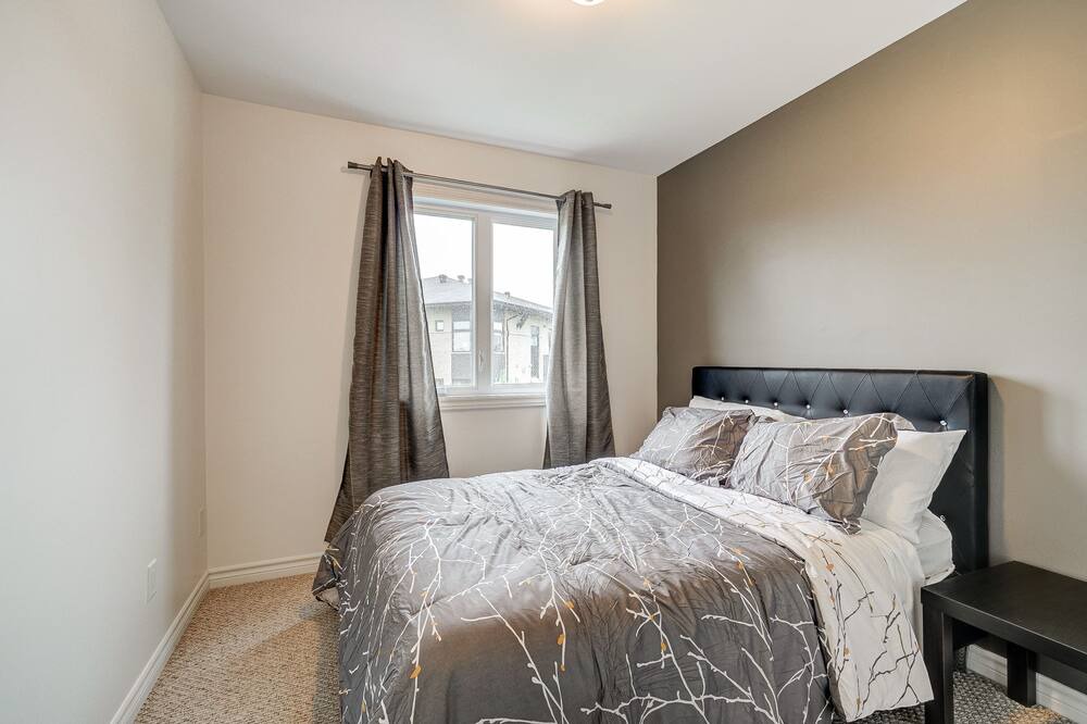Photo of Bedroom in Plateau