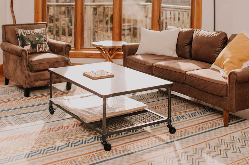 Photo of Livingroom in Georgian Bluffs