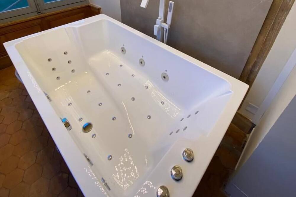 Photo of Bathroom in Poilly-lez-Gien