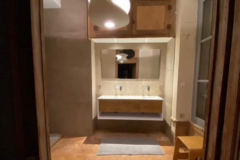 Photo of Bathroom in Poilly-lez-Gien