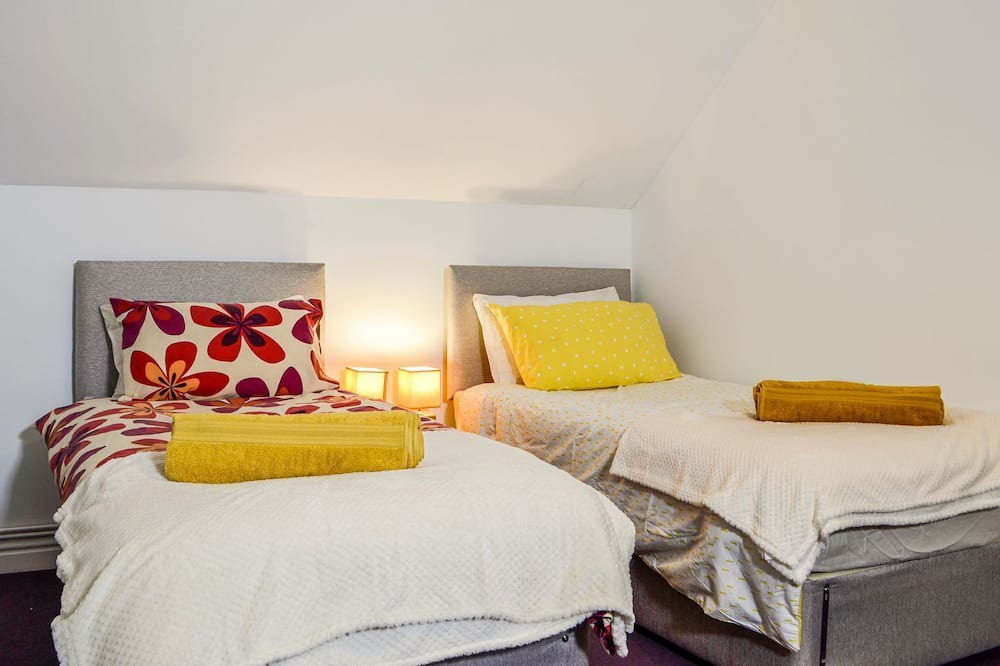Photo of Bedroom in St. Brides Netherwent