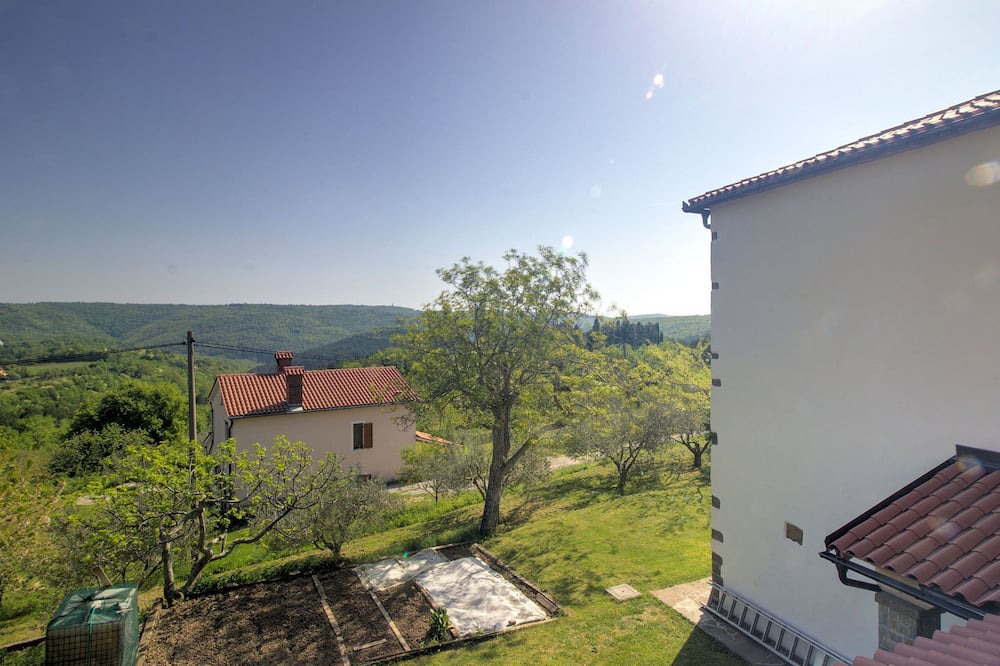 Photo of Others in Truske