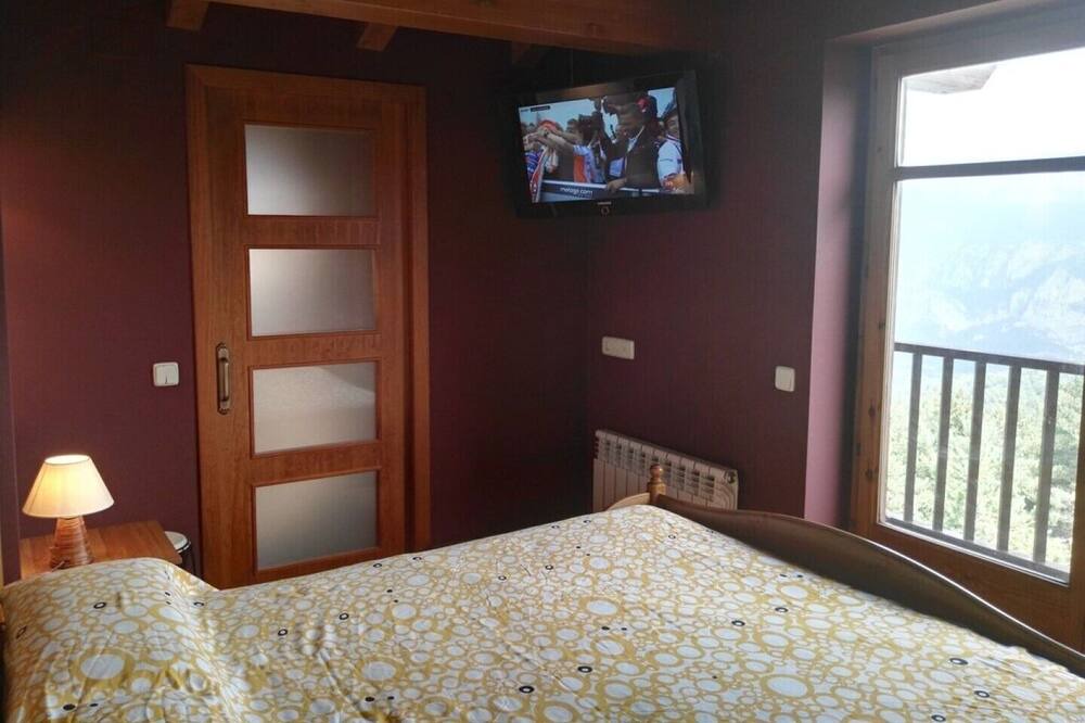 Photo of Bedroom in La Coma I la Pedra