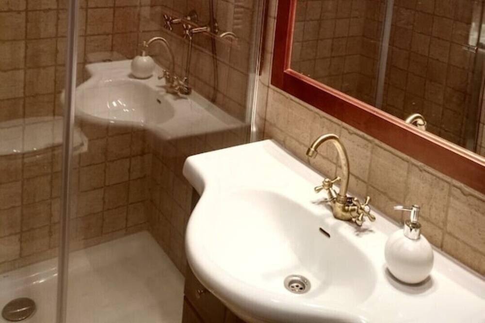 Photo of Bathroom in La Coma I la Pedra