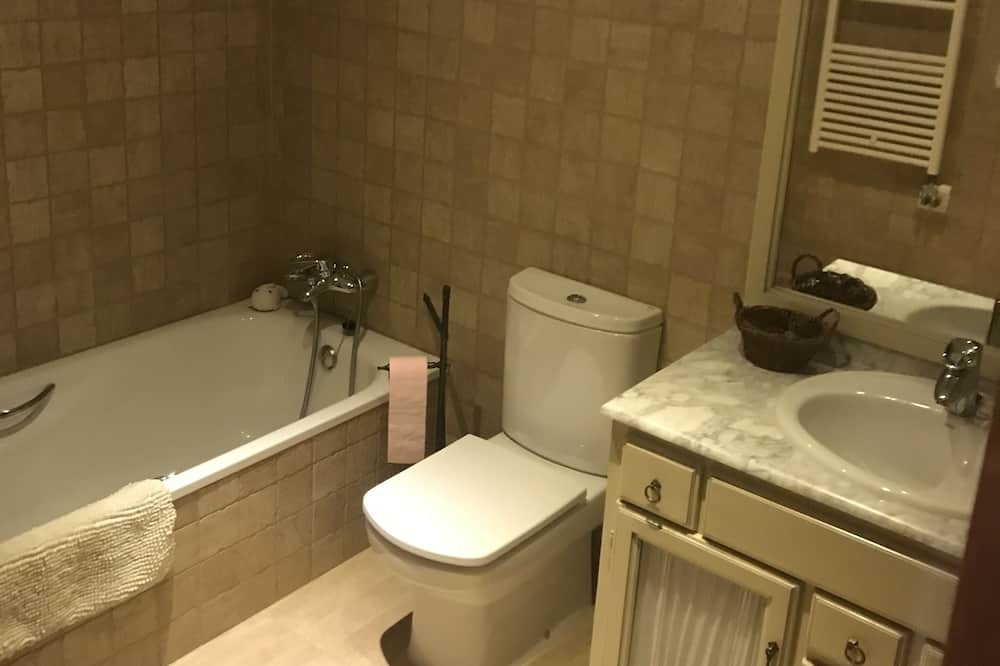 Photo of Bathroom in La Coma I la Pedra