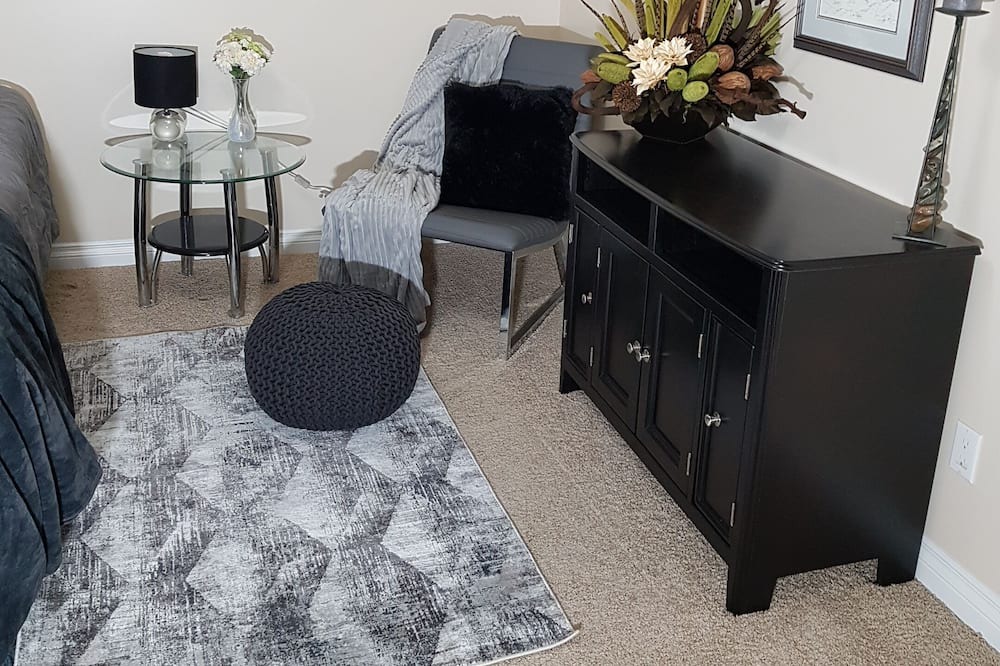 Photo of Livingroom in Spruce Grove