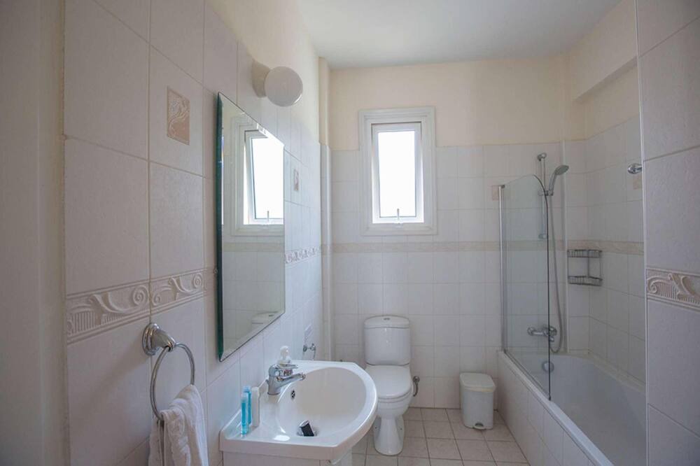 Photo of Bathroom in Protaras
