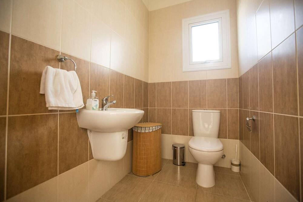 Photo of Bathroom in Protaras