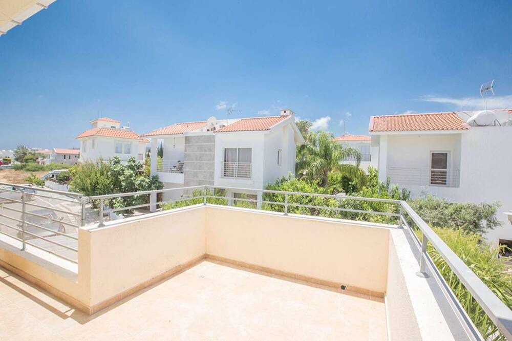 Photo of Patio Balcony in Protaras