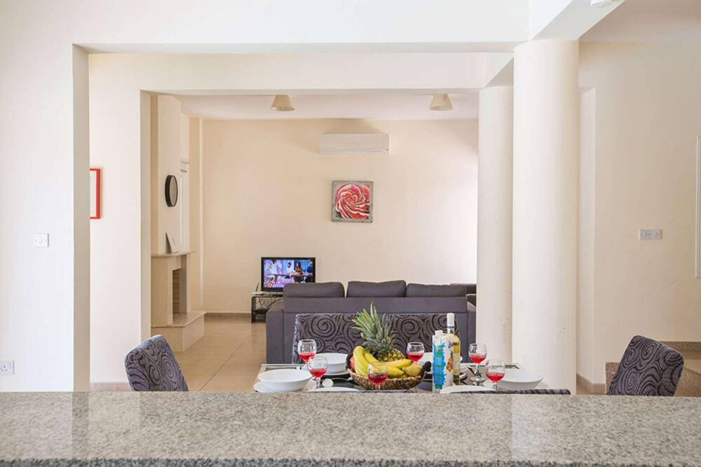 Photo of Livingroom in Protaras