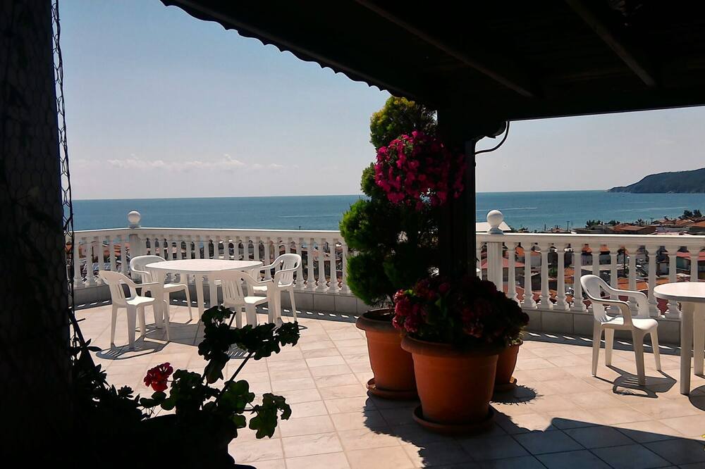 Photo of Others in Sarti