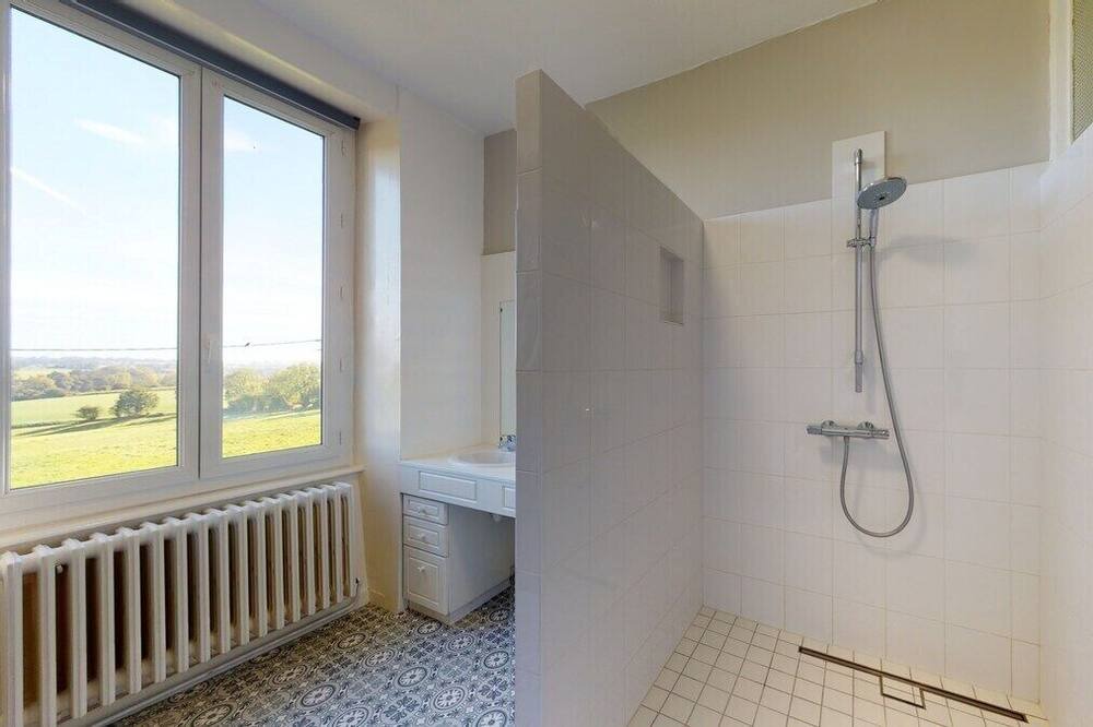 Photo of Bathroom in Landelles-et-Coupigny