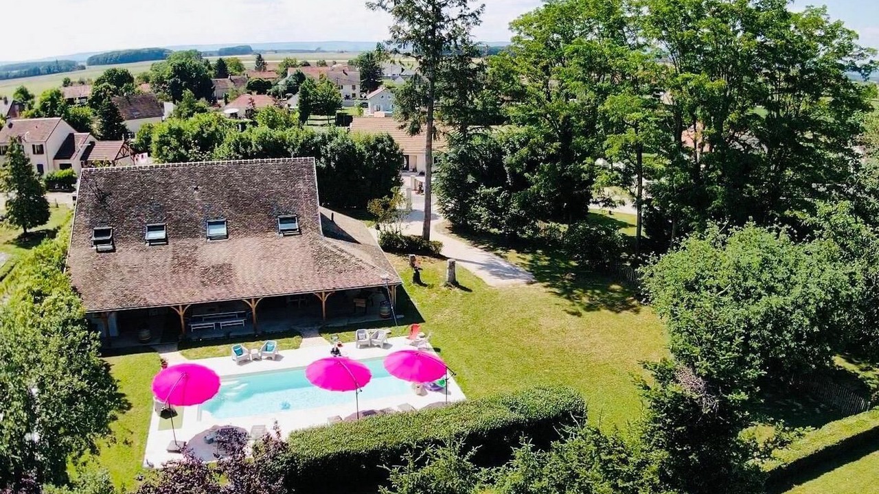 Photo of Outdoor in Chevigny-en-Valiere