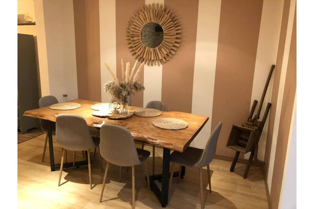 Photo of Kitchen in Plancher-Bas
