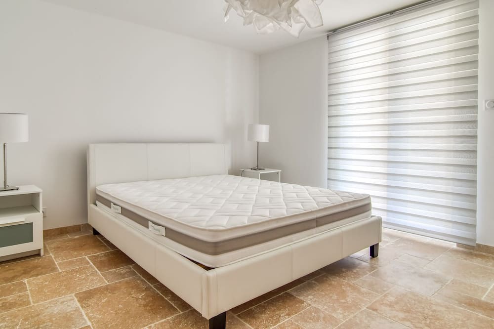 Photo of Bedroom in Le Cannet-des-Maures
