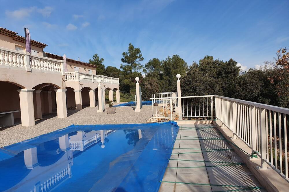 Photo of Outdoor in Le Cannet-des-Maures