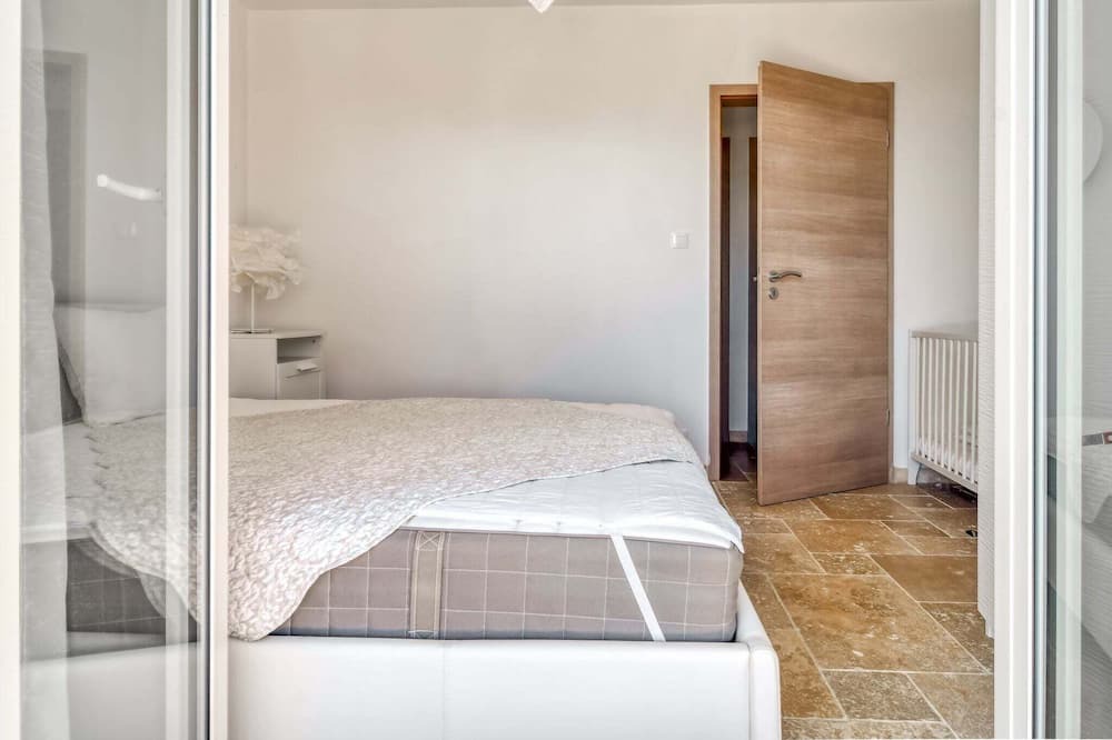Photo of Bedroom in Le Cannet-des-Maures