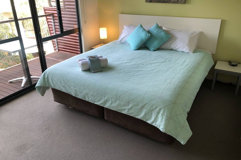 Photo of Bedroom in Preston Beach