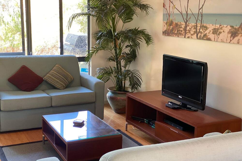 Photo of Livingroom in Preston Beach