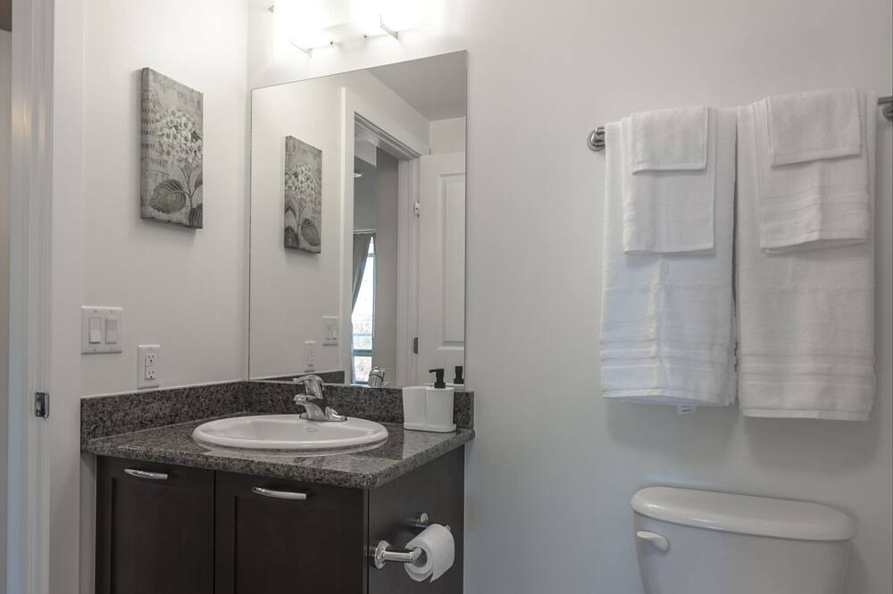Photo of Bathroom in Brentwood