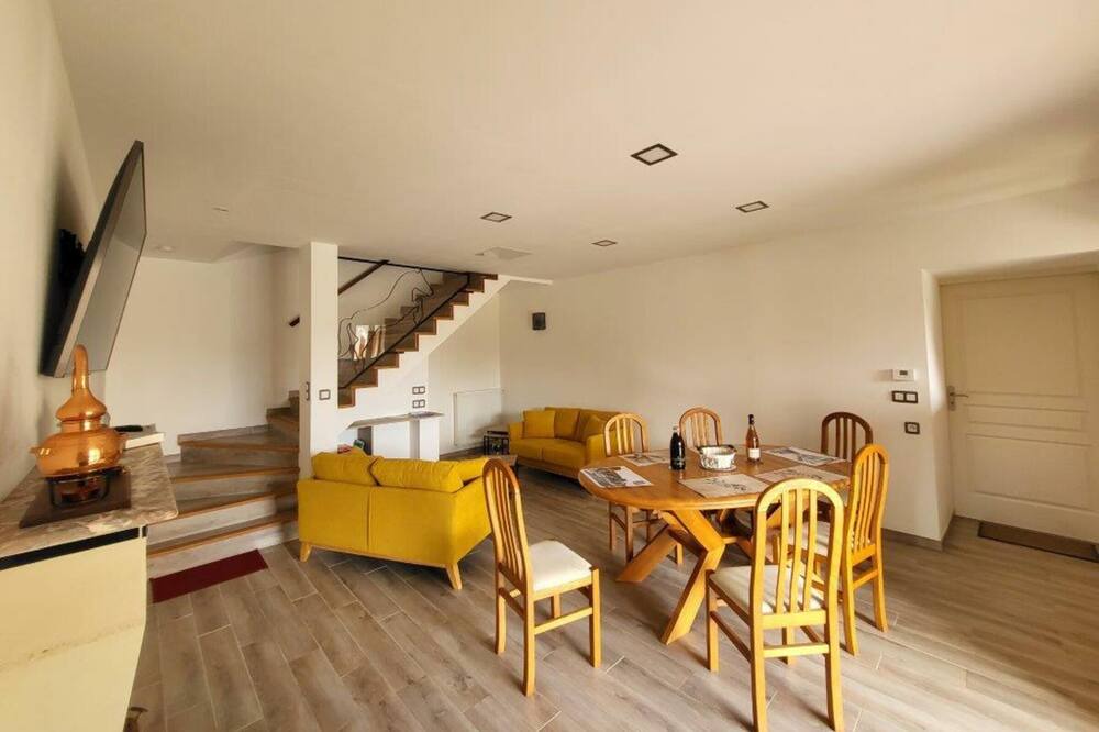 Photo of Livingroom in Thenay