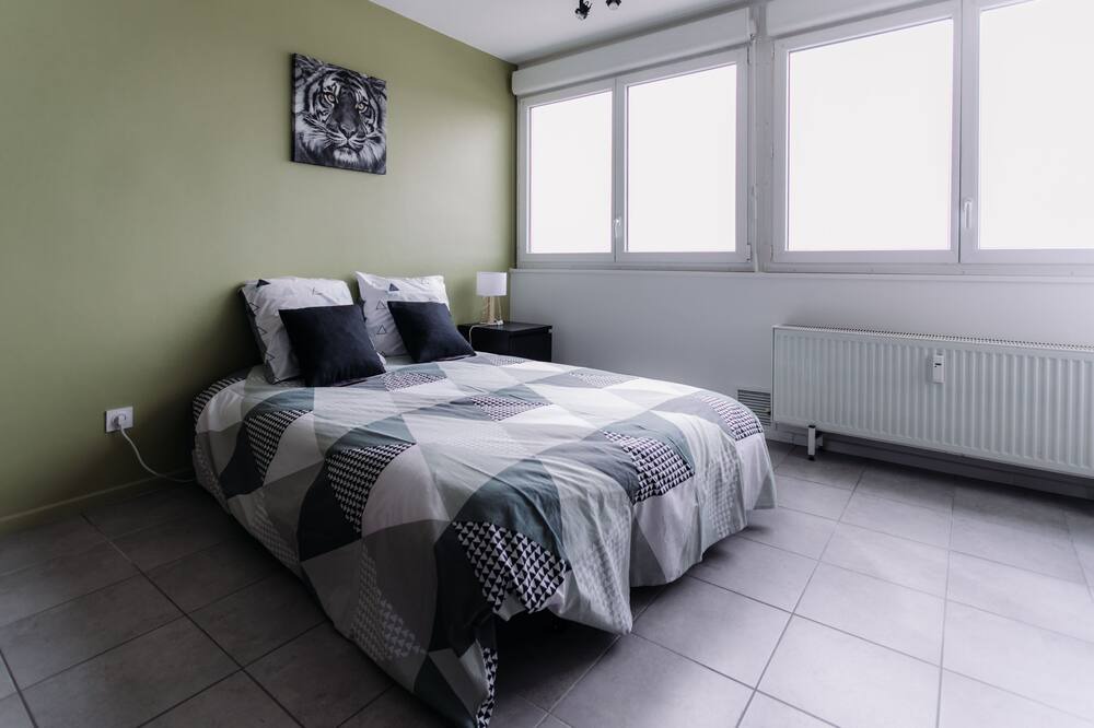 Photo of Bedroom in Dardilly