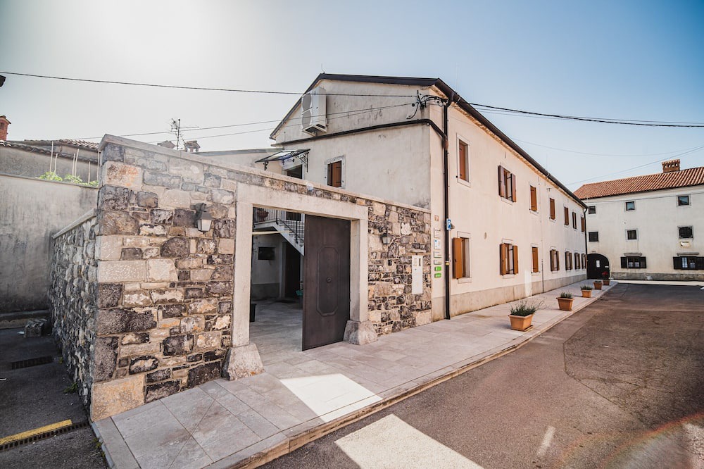 Photo of Outdoor in Lokev