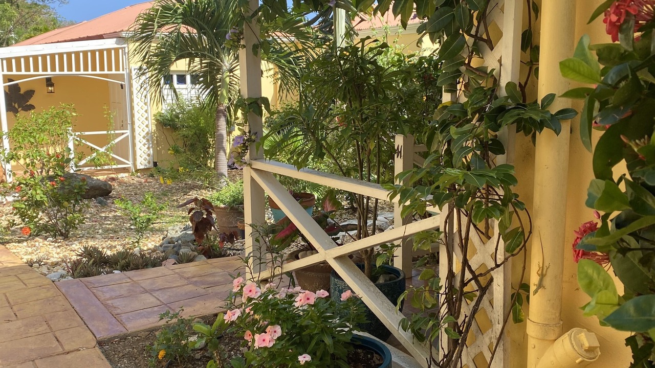Photo of Outdoor in Slob