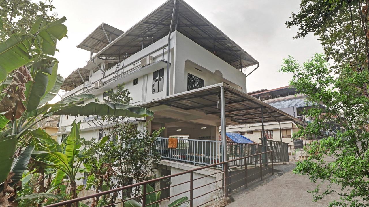 Photo of Buildings in Aluva