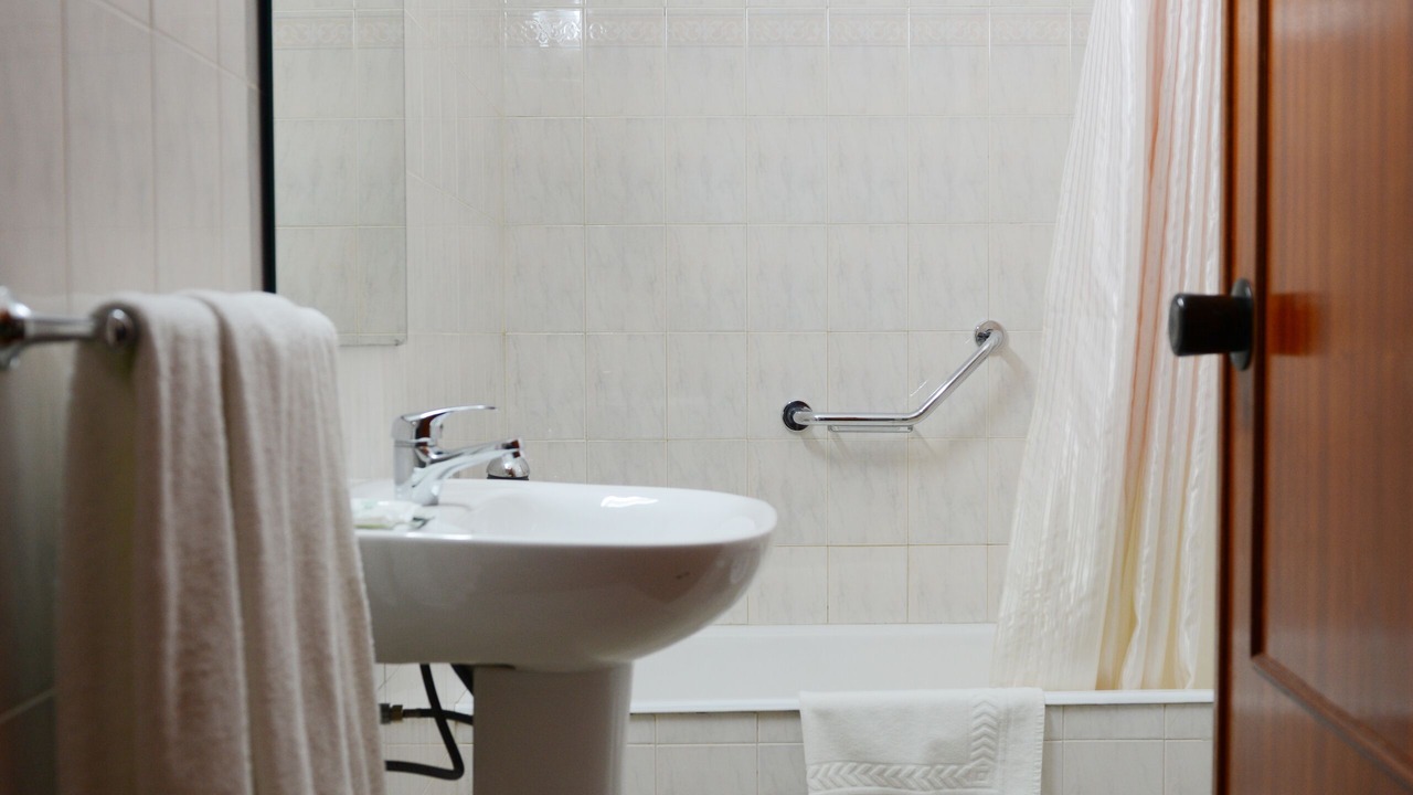 Photo of Bathroom in Sao Bras de Alportel