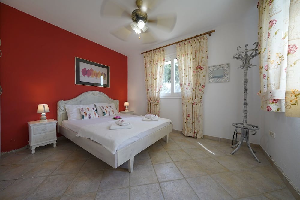 Photo of Bedroom in Pangaio