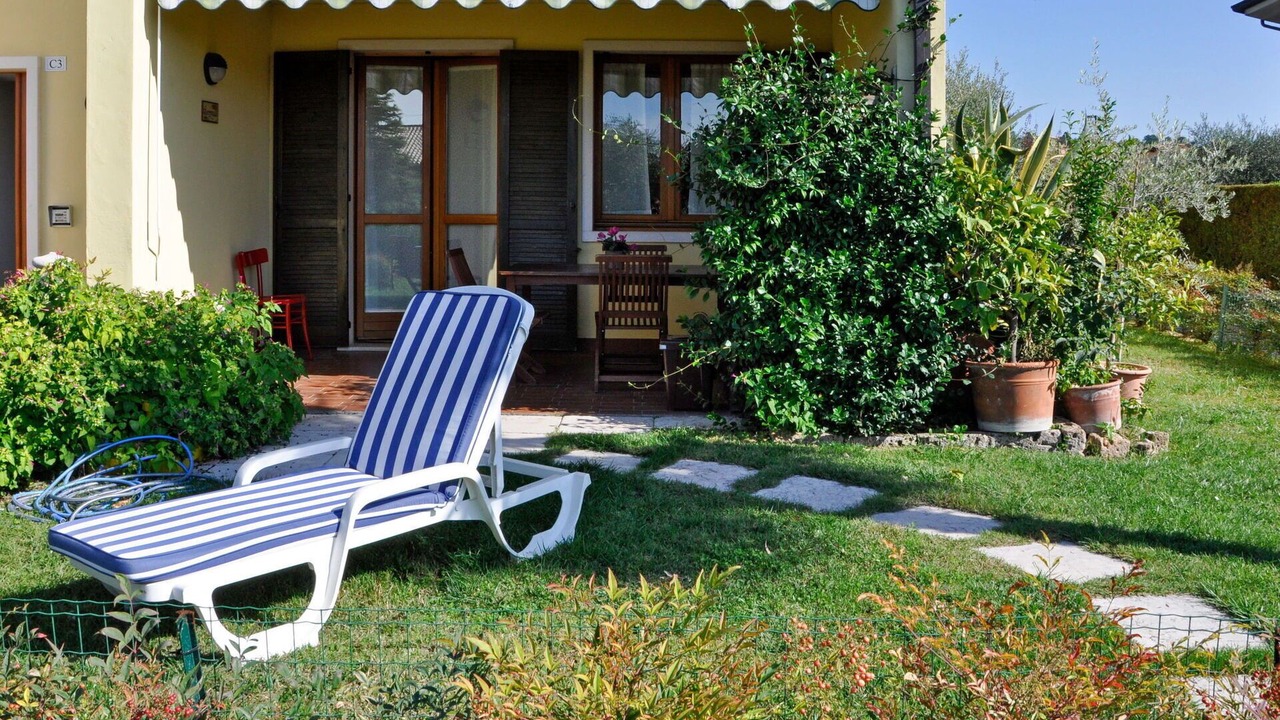 Photo of Outdoor in Calmasino