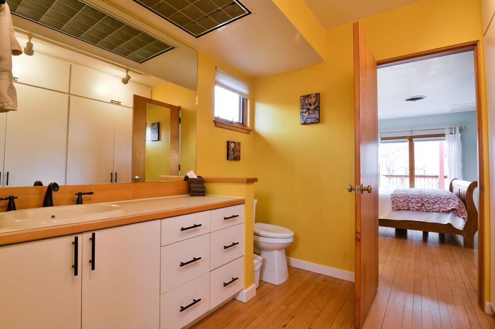 Photo of Bathroom in Moab