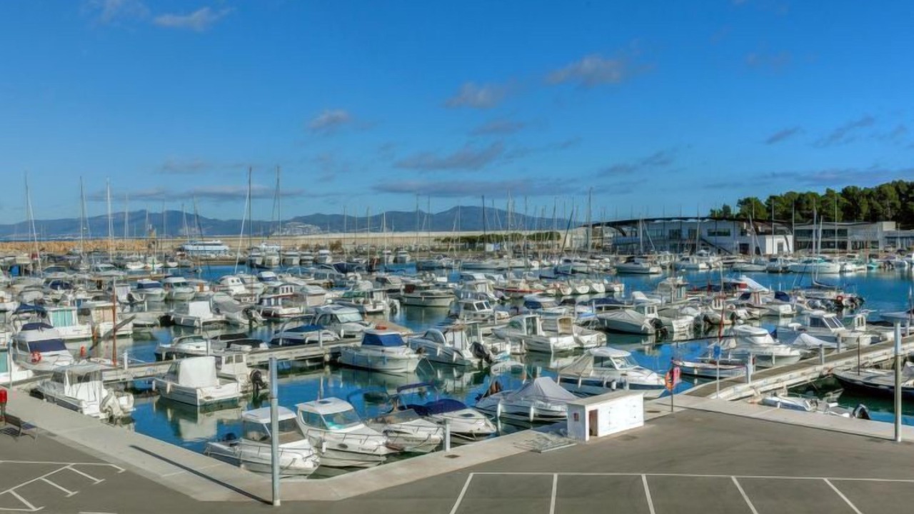 Photo of Others in L'Escala