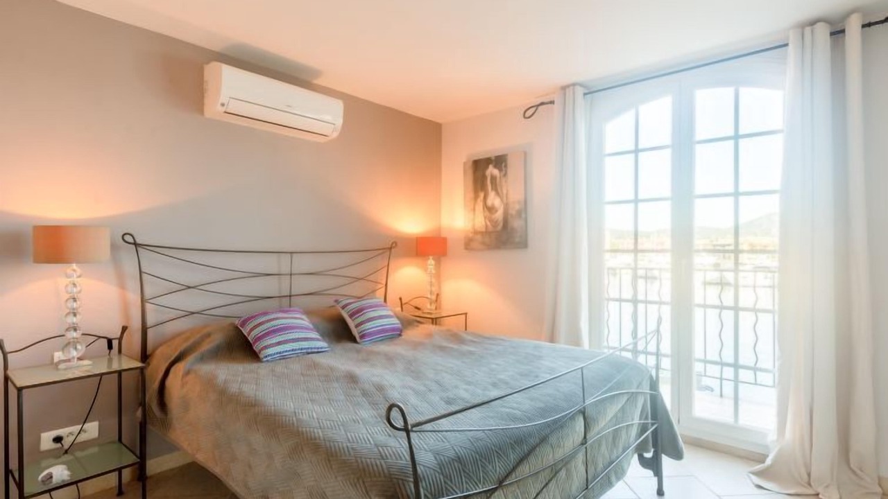 Photo of Bedroom in Port Grimaud