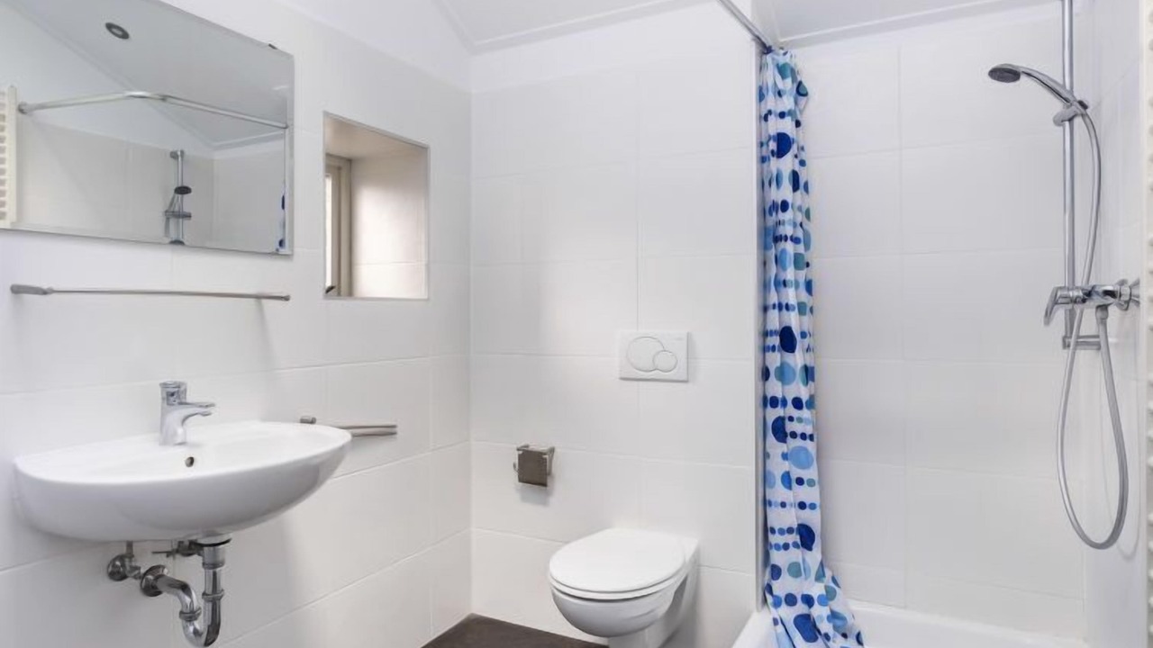 Photo of Bathroom in Schoondijke
