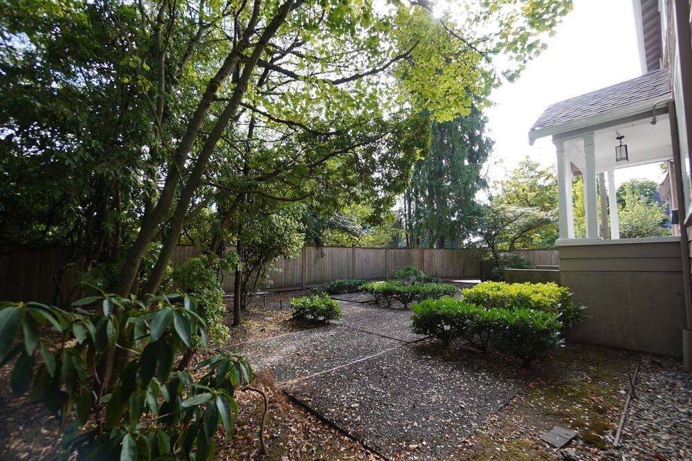 Photo of Outdoor in Shaughnessy