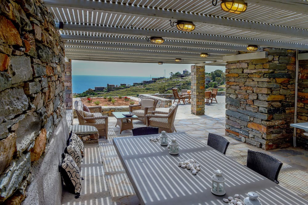 Photo of Patio Balcony in Koundouros