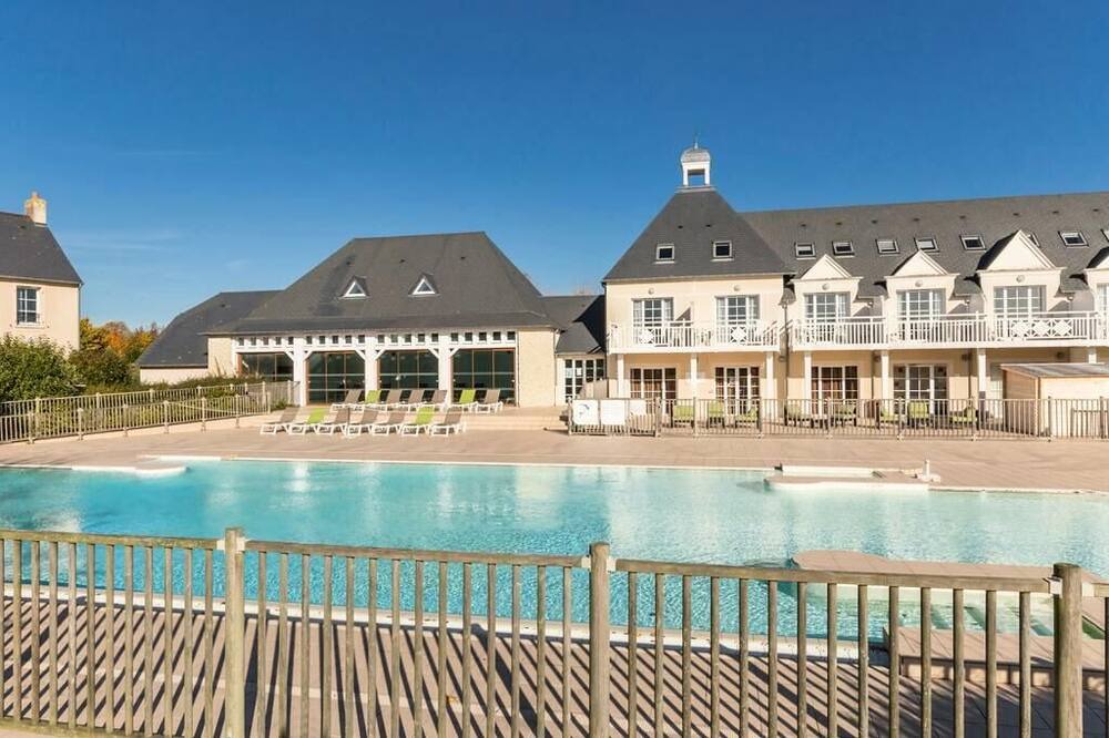 Photo of Outdoor in Port-en-Bessin-Huppain