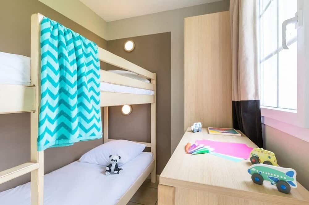 Photo of Bedroom in Port-en-Bessin-Huppain