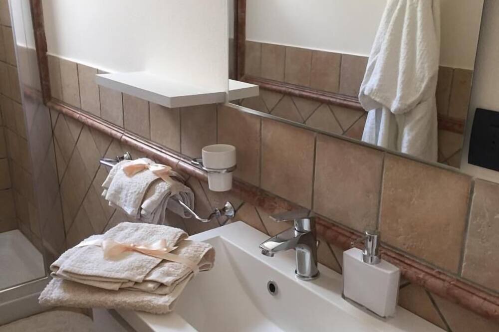Photo of Bathroom in Squinzano