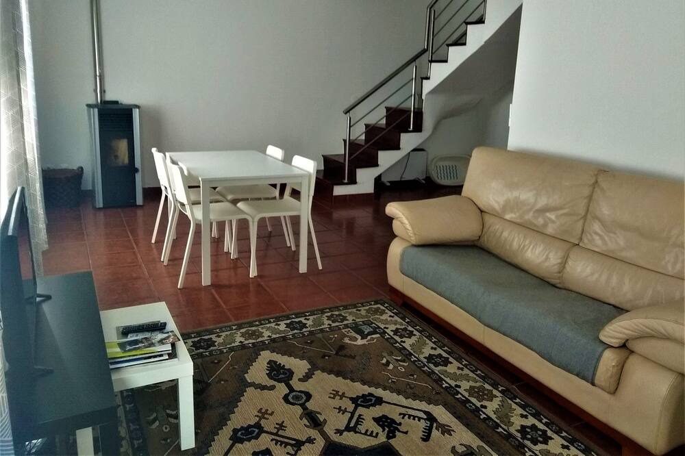 Photo of Livingroom in Ribeira de Pena