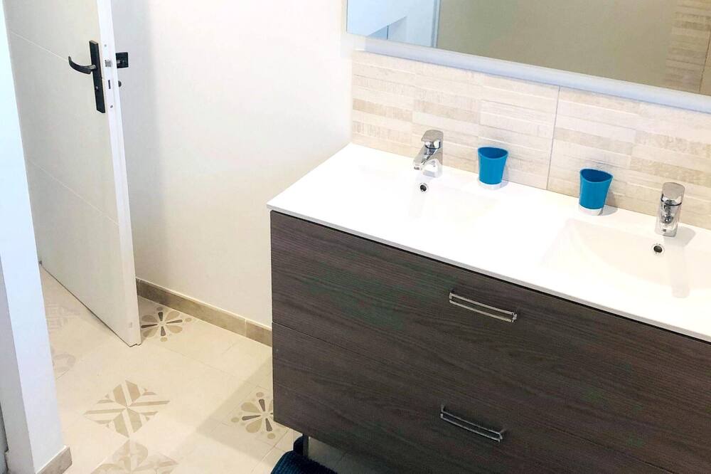Photo of Bathroom in Norge et Tille